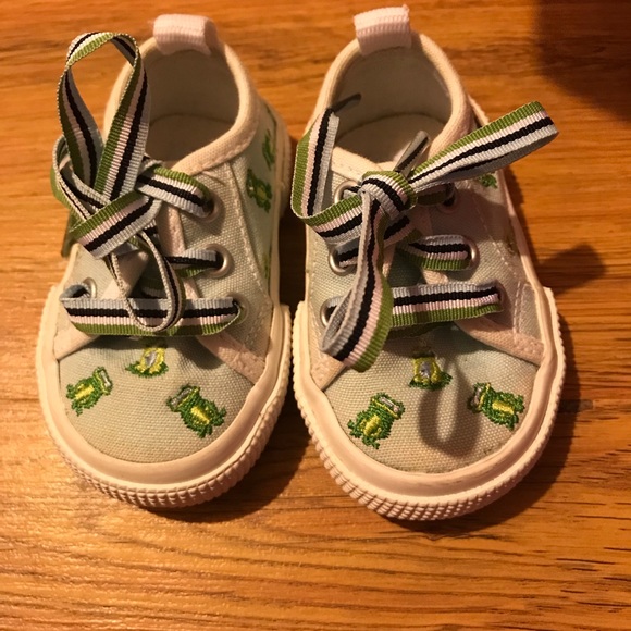 frog tennis shoes